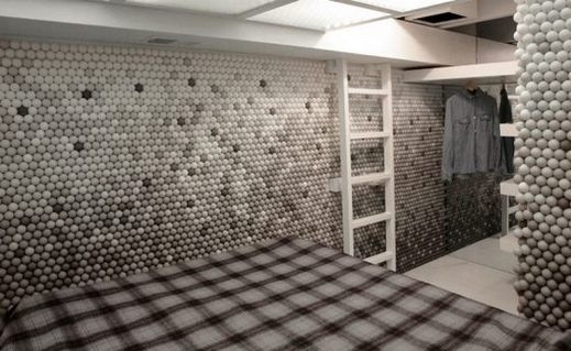 فـي بـروكلين الشقق من " كـرات التنس "  ( صـور )